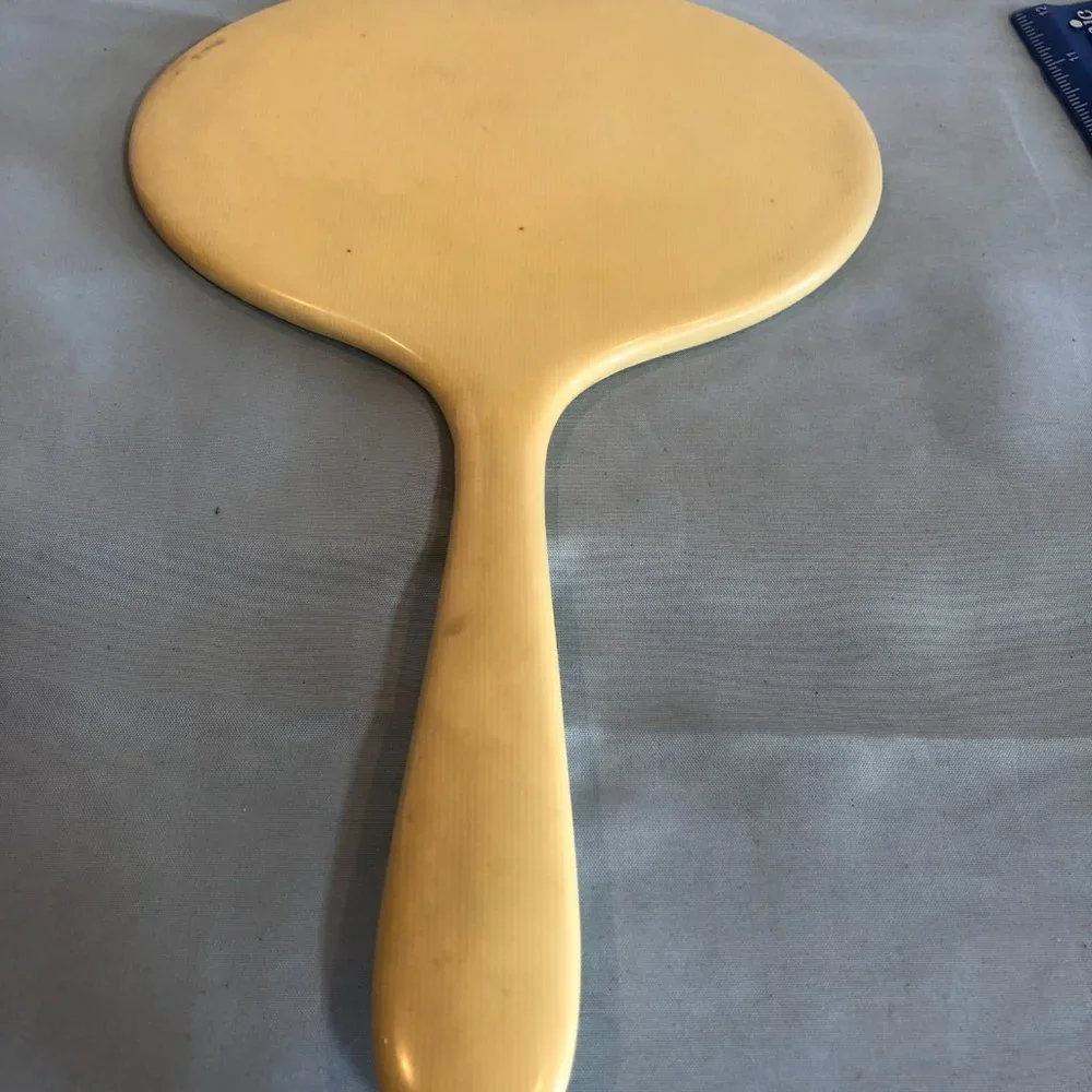 VINTAGE Ivory Py-ra-lin Handheld Vanity Mirror Celluloid #F31